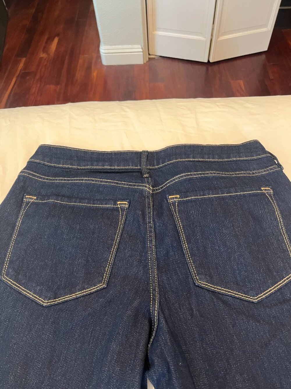 Old Navy WOW Bootcut Jeans Women's Mid Rise 12 Petite Dark Wash NWOT 12P - Picture 3 of 4